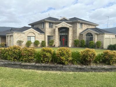 18 Melrose Way, Horsley