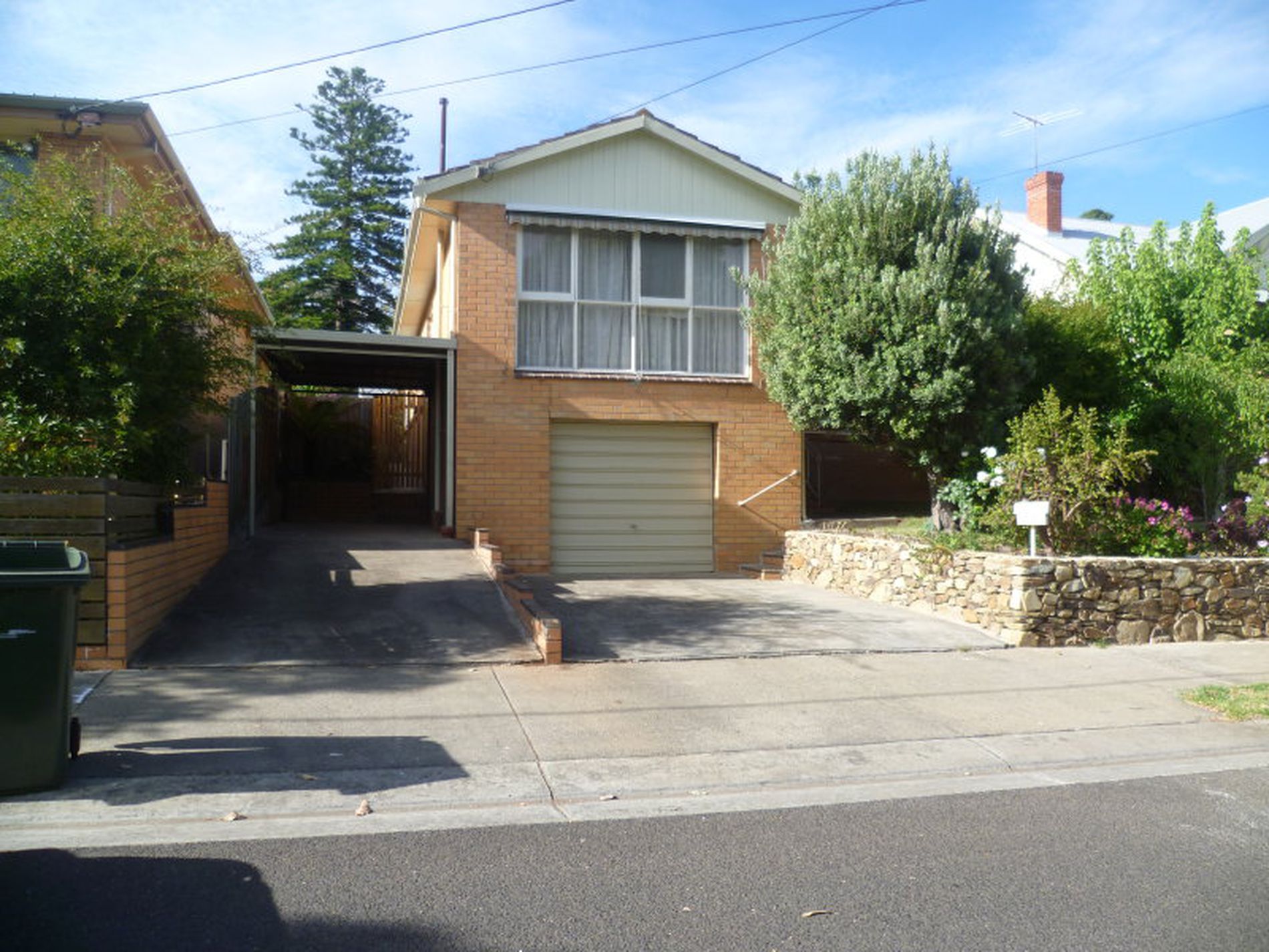 17 Upper Skene Street, Newtown