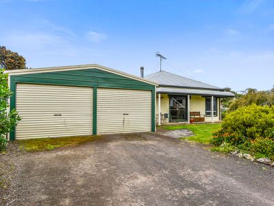 16 Benton street, Millicent