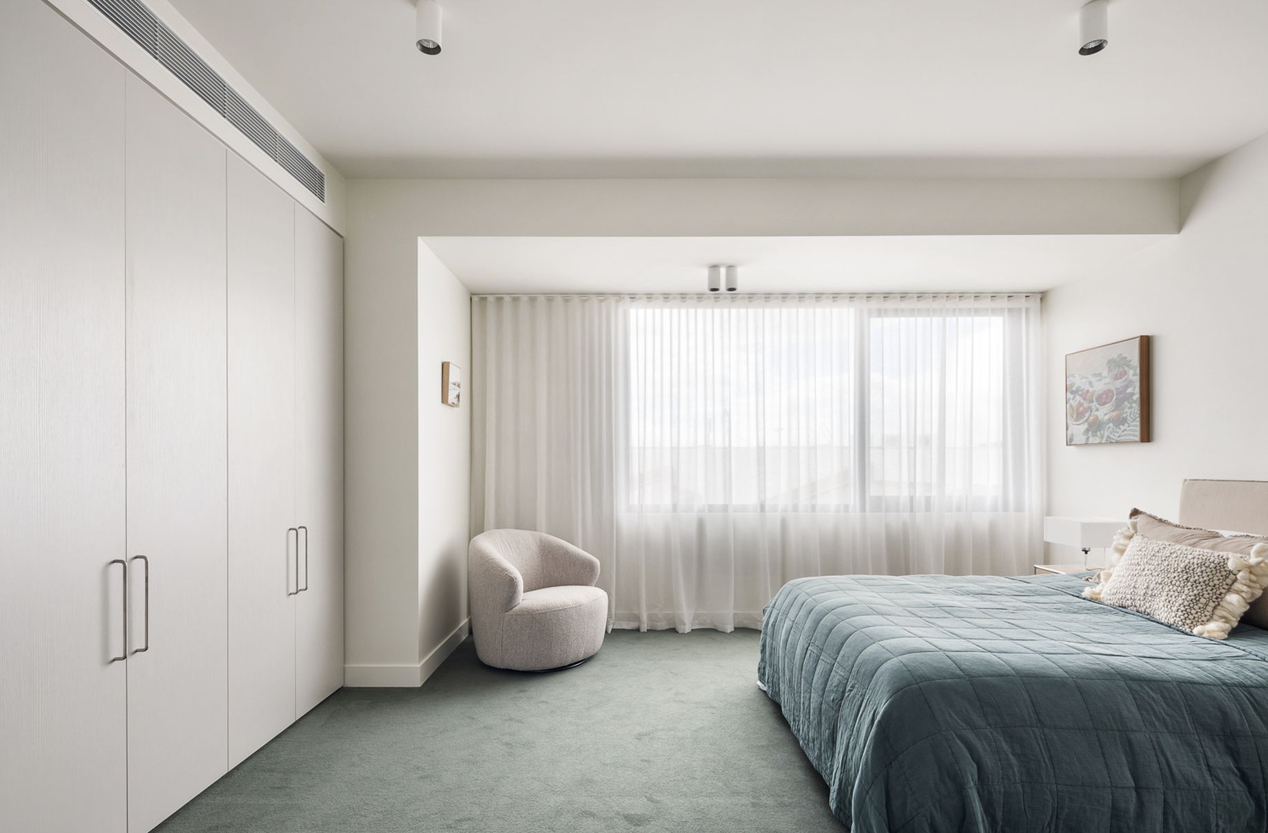 TH / 2 Clyde Street, Kew East