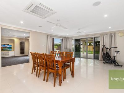 38 Ashmore Crescent, Burdell