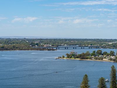 2402 / 3 Kintail Road, Applecross