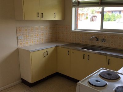 1 / 3 Lachlan Avenue, Barrack Heights