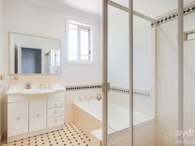 2A / 17-25 William Street, Botany