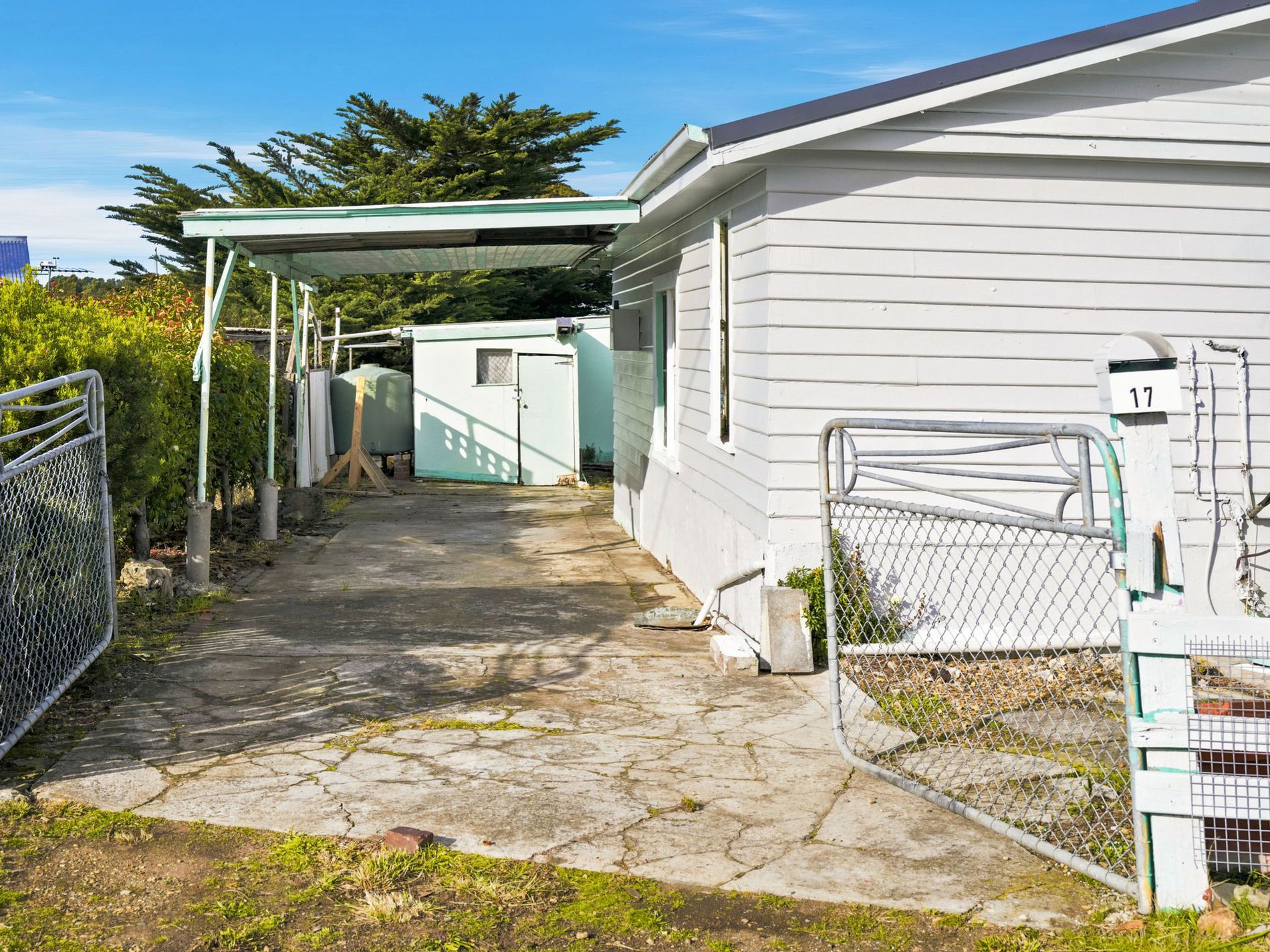 17 Erle Street, Carlton River