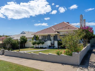 9 The Avenue, Seymour