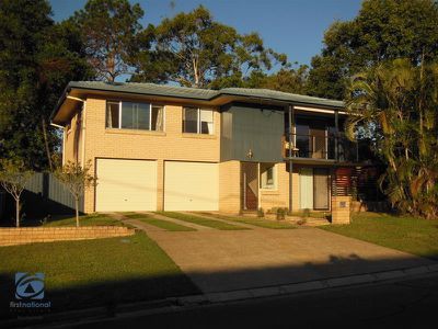 25 Whitfield Avenue, Springwood