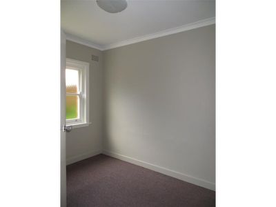 2 / 11 Bourke Street, North Wollongong