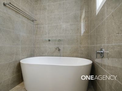 95 Gugara Street, Calderwood