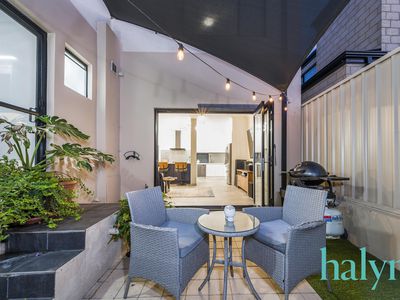 1 / 42 Gladstone Road, Rivervale