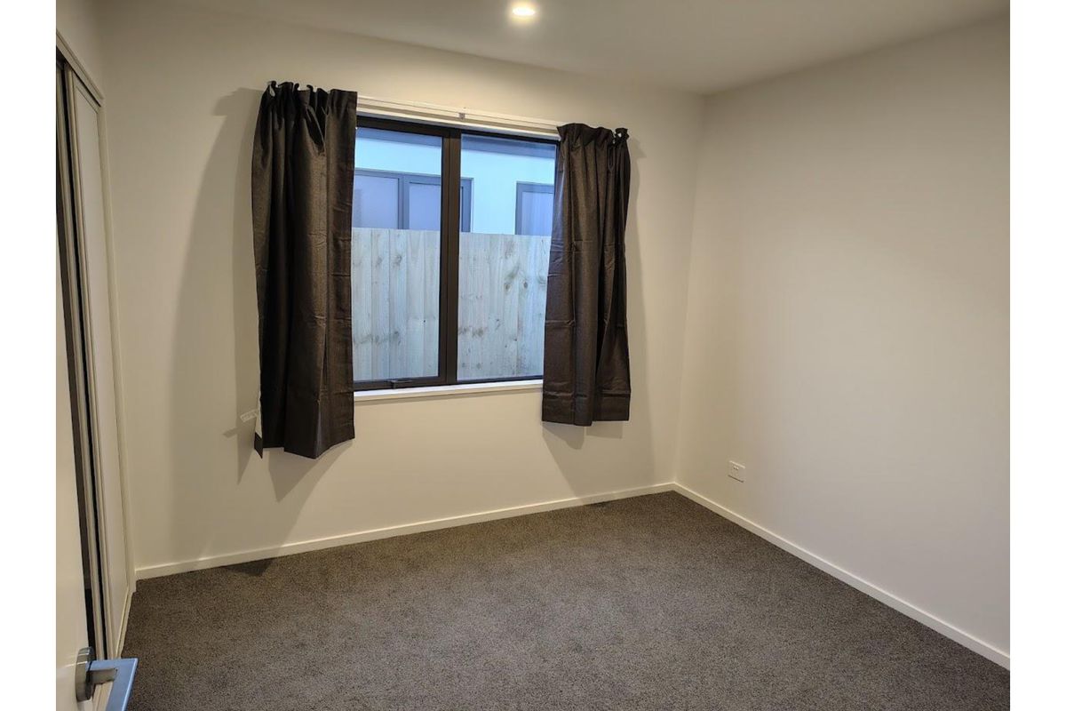 80A Bill Hammond Drive, Belfast