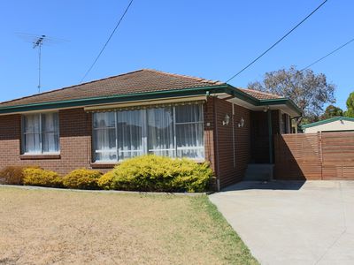 6 Macedon Avenue, Corio