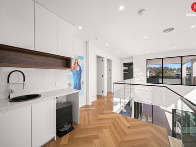 6 Arnott Avenue, Middleton Grange