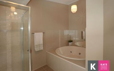 4 Paul Grove, Beaconsfield Upper