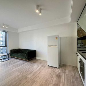 1311 / 178 Thomas Street