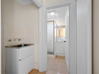 6 / 10 Great Eastern Highway, Somerville