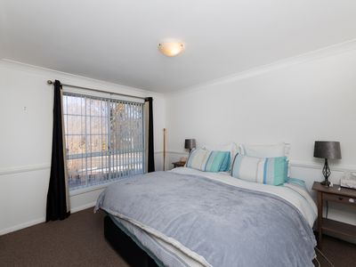 36 Hellmund Street, Queanbeyan West