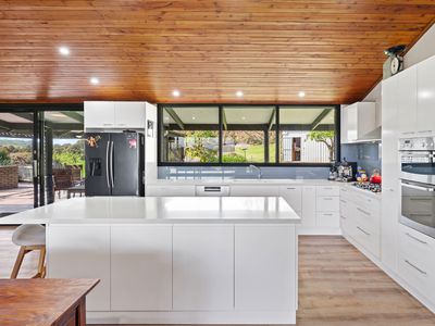 1511 Lake Road, Bethanga