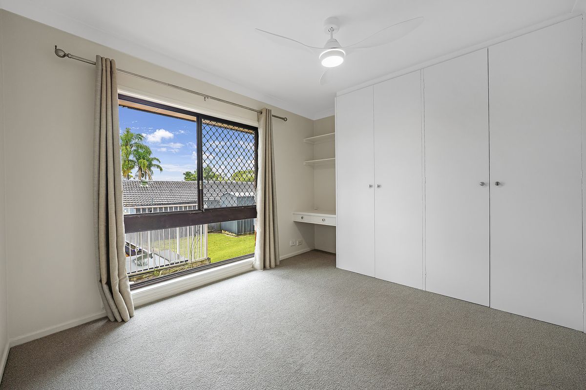 19 Warrigal Crescent, Ashmore