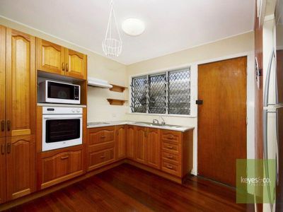 15 First Avenue, Railway Estate