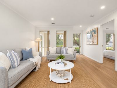 1 Seaspray Ct, Hastings