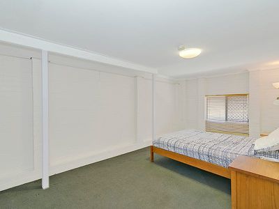 33 Pareena Crescent, Mansfield