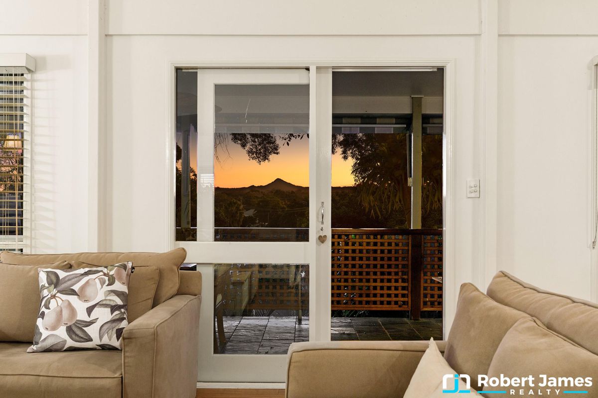 15 Moonare Crescent, Noosa Heads