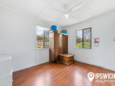 14 Roberts Street, North Ipswich