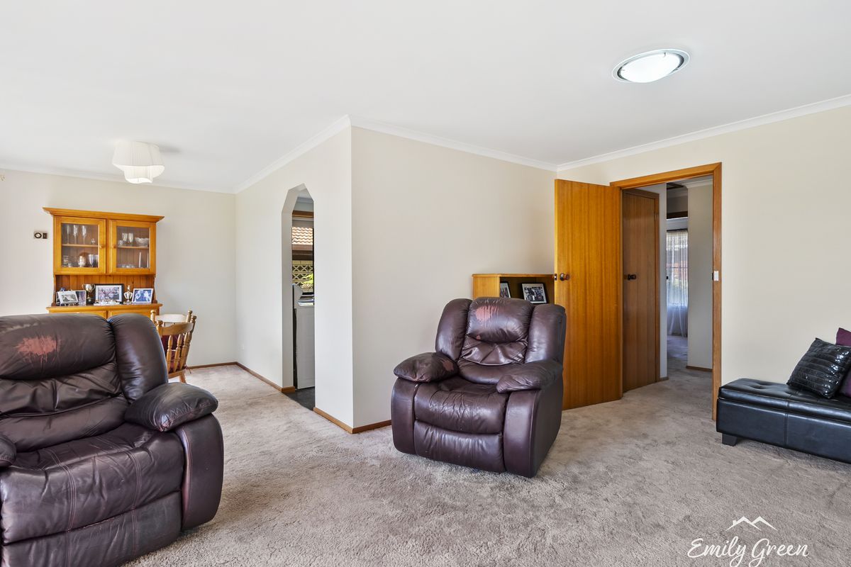 1 / 11 Walgett Place, Glenorchy