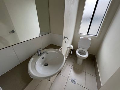 28 Geoghegan Cct , Oran Park