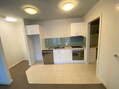 10 35 Rosstown Road, Carnegie