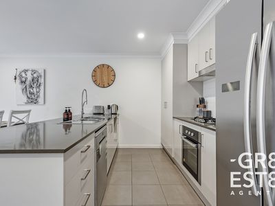 2 Nebula Lane, Cranbourne East