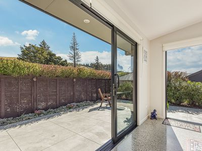 59 Sunningdale Drive, Stoke