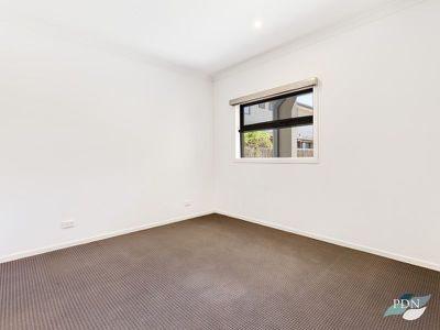2 / 13 Edgar Street, Werribee
