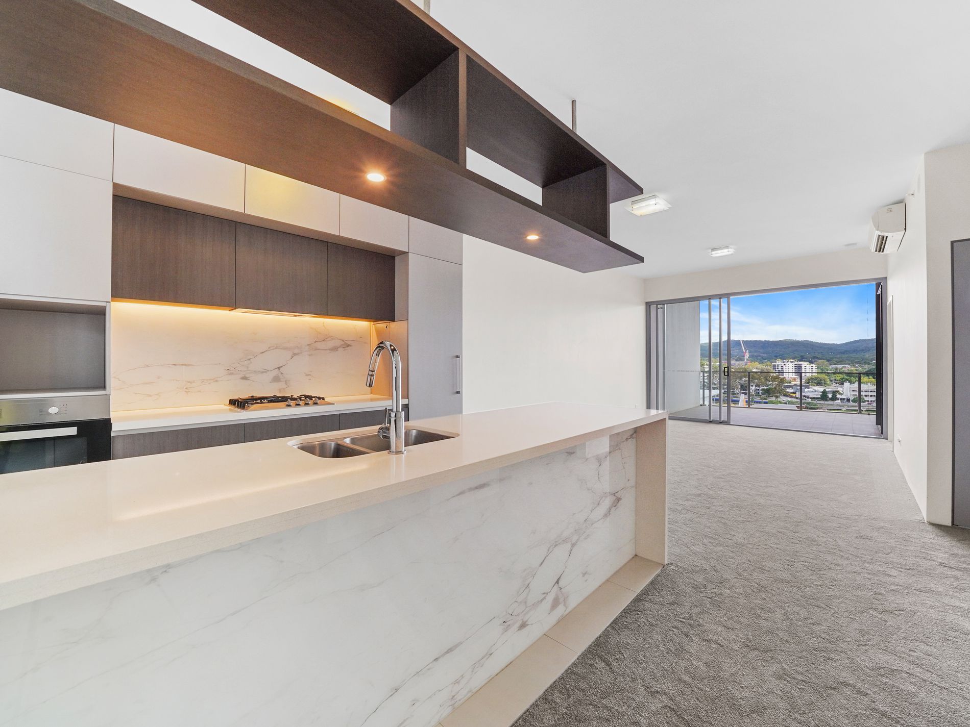 11103 / 30 Duncan Street, West End