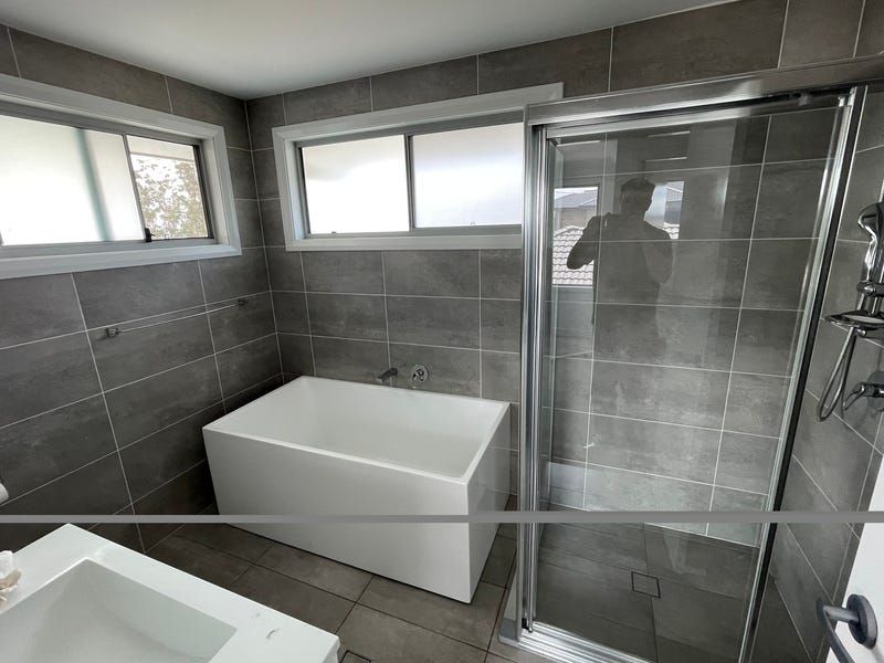 70B Donovan Boulevard, Gregory Hills