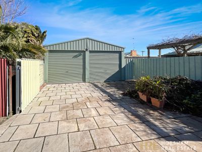 2 Bowden Street, Horsham