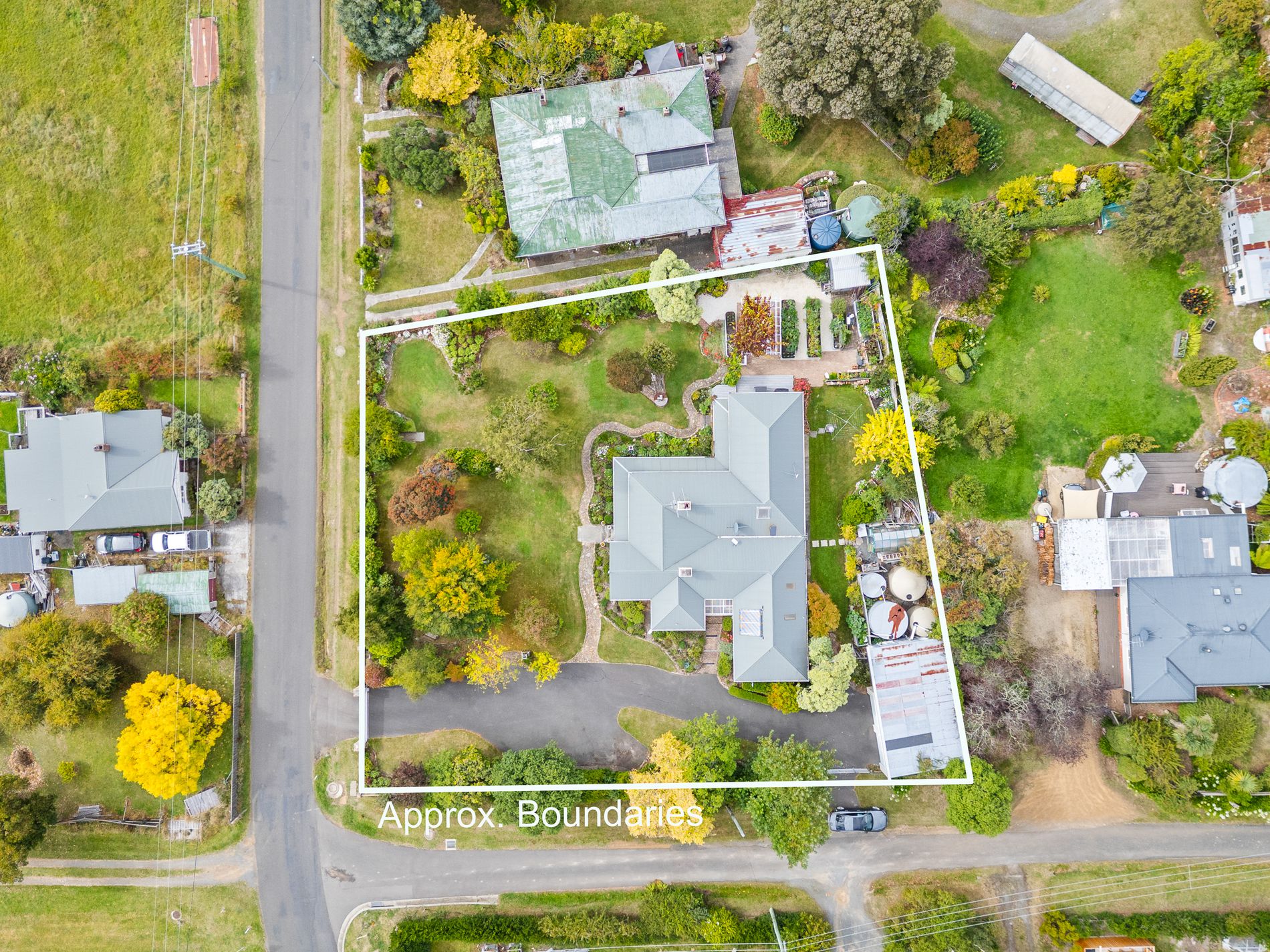 15 Woodbridge Hill Road, Woodbridge