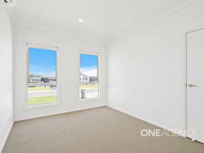 36 Lancing Avenue, Sussex Inlet