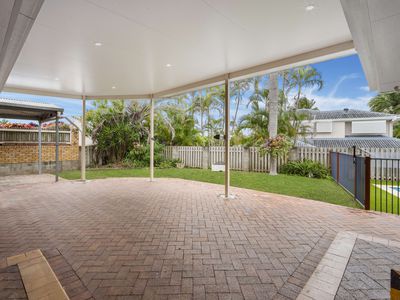 1A Mindona Street, Wishart