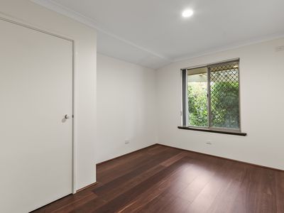 6 Bovell Gardens, Leeming