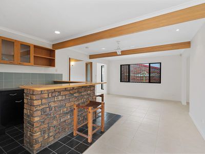 24 Toufik Street, Rochedale South