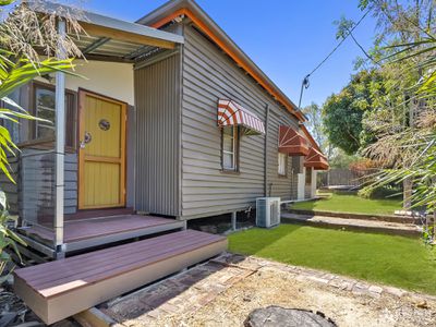 2 Ryan Lane, Mount Morgan