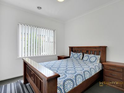 25 Praline Street, Manor Lakes