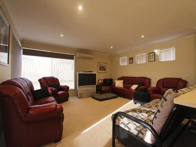 32 Playne Street, Heathcote