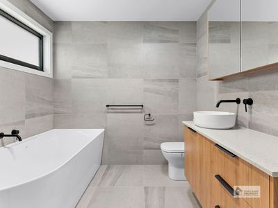 1 / 8 Brighton Place, Wynyard, Wynyard