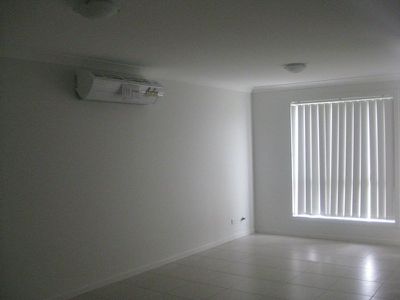 22B Hollyoake Circuit, Bardia