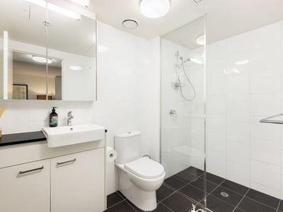 603 / 18 Thorn Street, Kangaroo Point