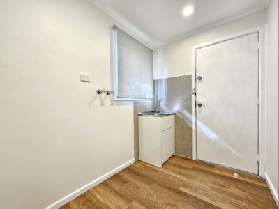 4 / 42 Greendale Road, Doncaster East