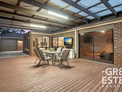 24 Von Nida Drive, Cranbourne North